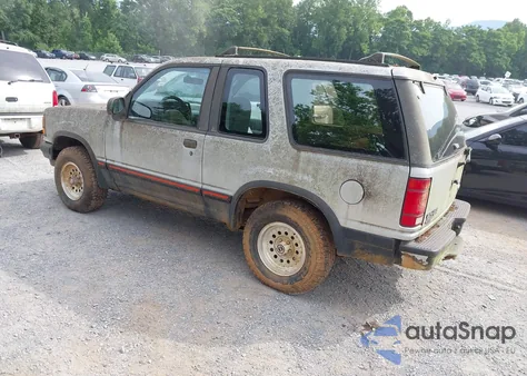 1992 Ford Explorer from USA, damaged, VIN 1FMCU24X7NUA67002